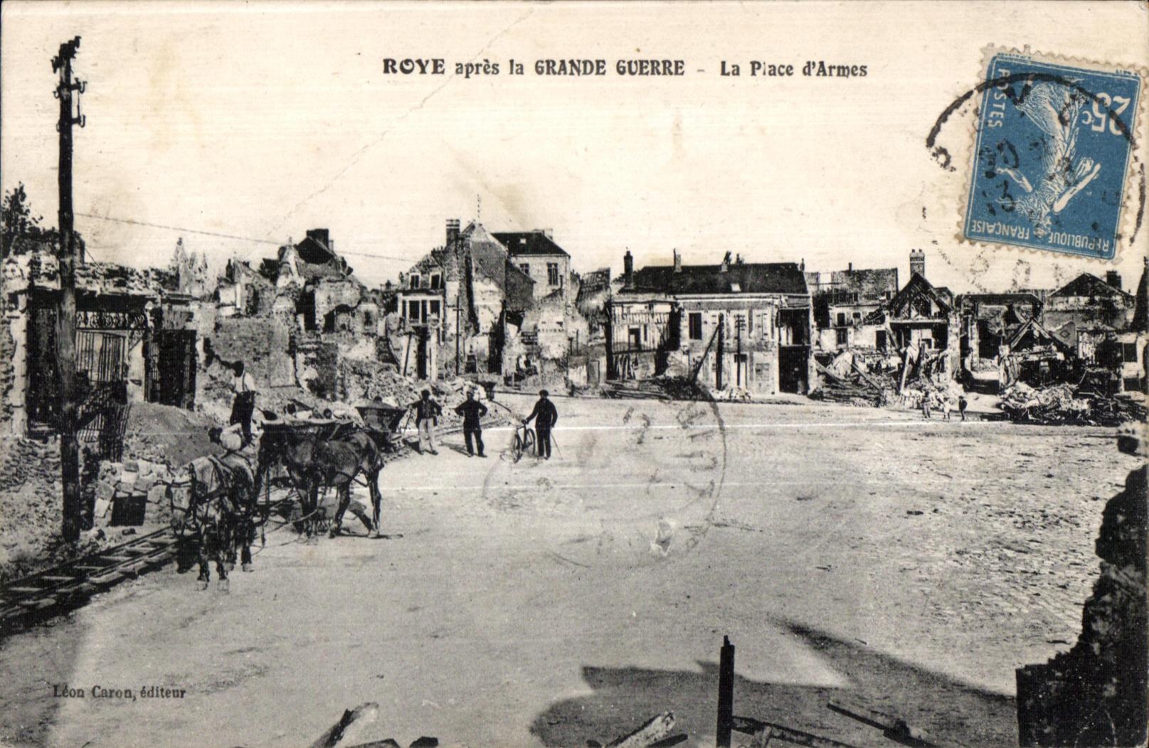 CPA Roye apress la Grande Guerre La Place d Armes