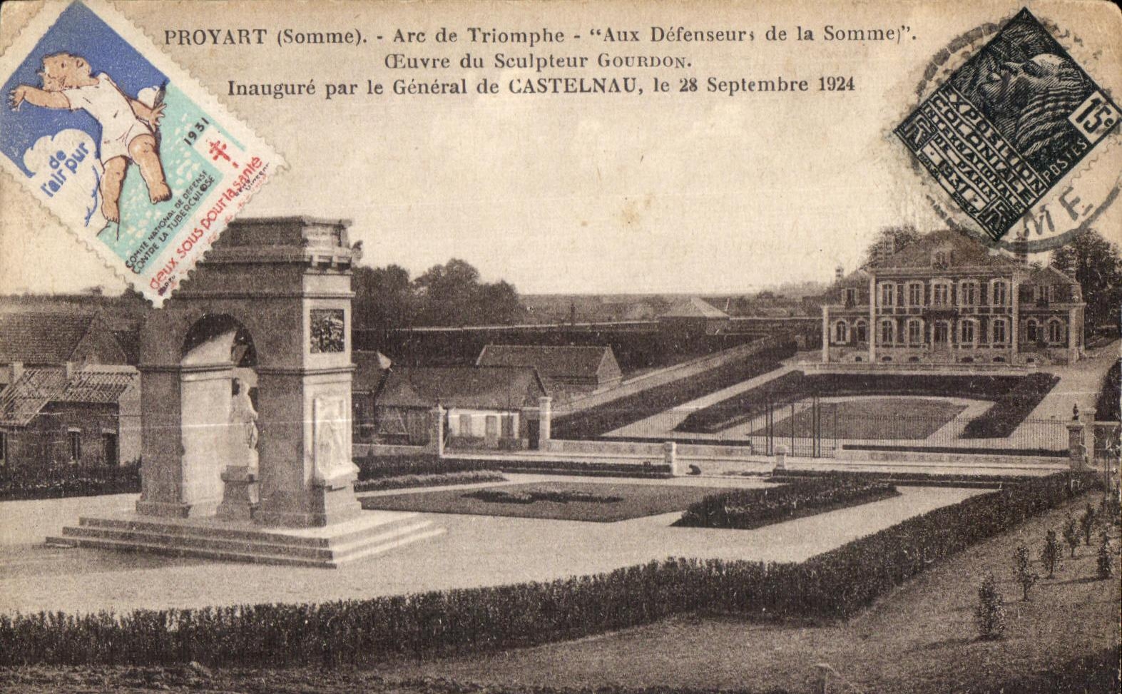CPA Proyart Arc de triomphe Aux defenseurs de la Somme Castelnau 