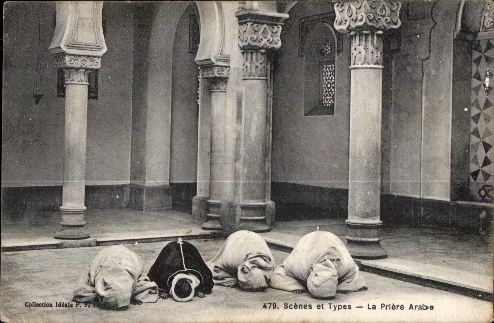 CPA Maroc Scenes et Types La Priere Arabe