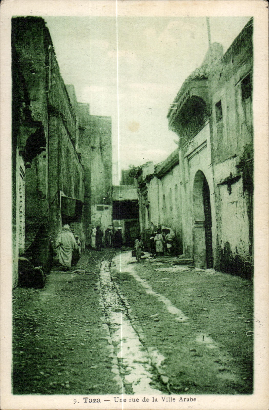 CPA Maroc Taza Une rue de la Vie Arabe
