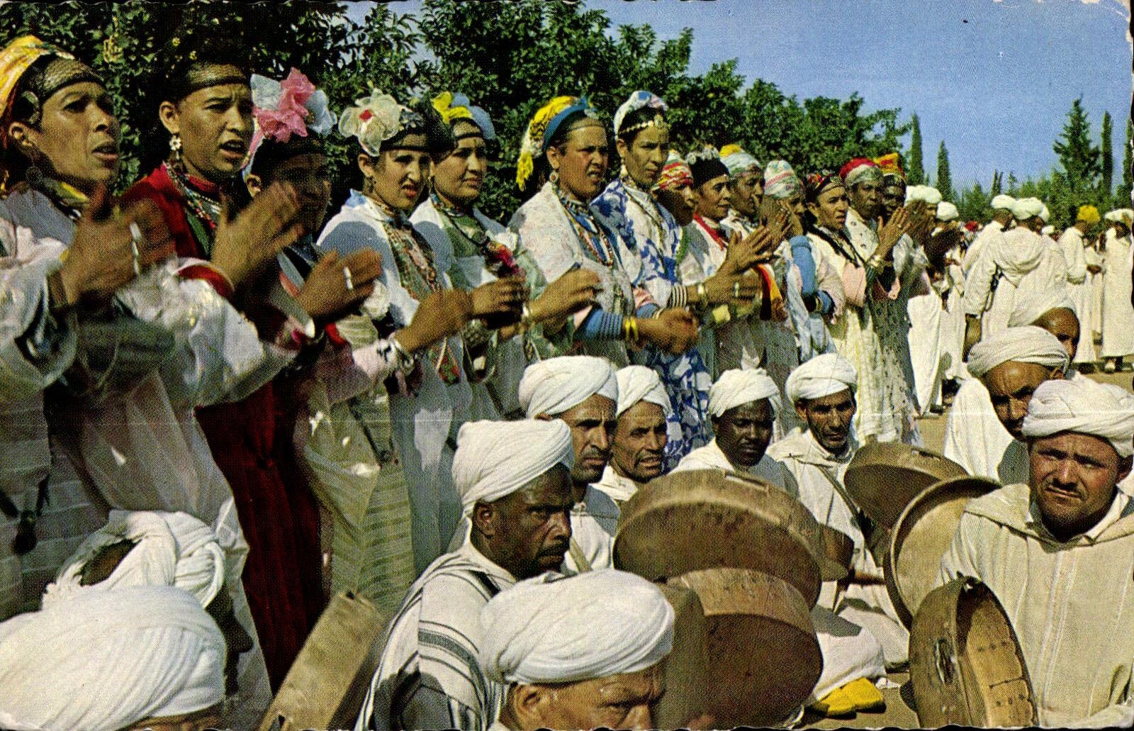 CPA Maroc pittoresque Danse Tribu Glaoua Folklore Costume