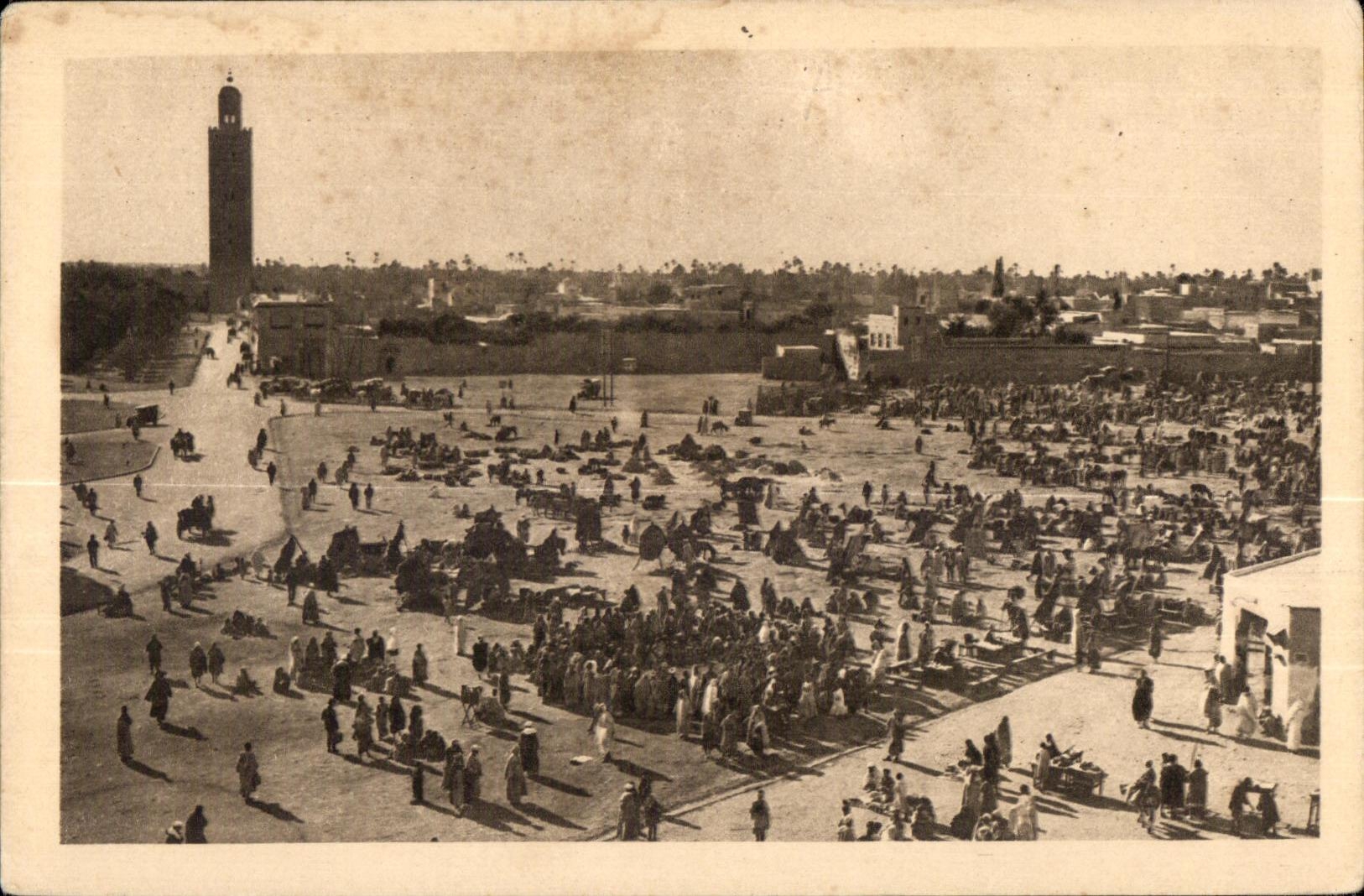 CPA Maroc Marrakech Place Djema El fna