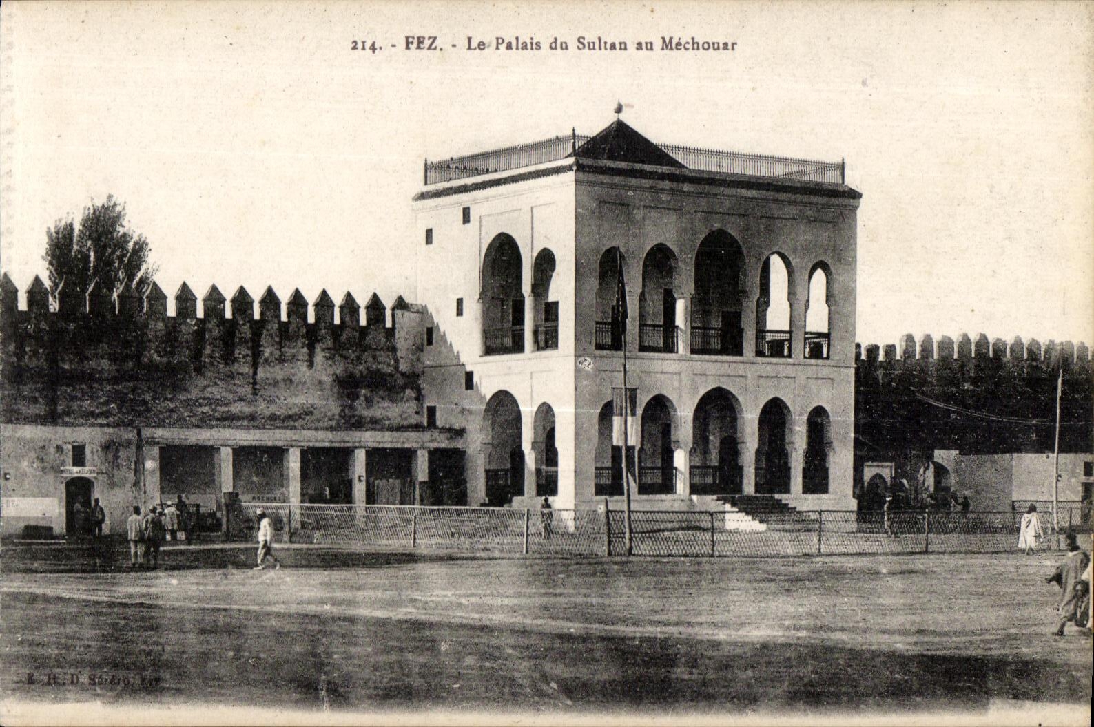 CPA Maroc FEZ Le palais du Sultan au Mechouar