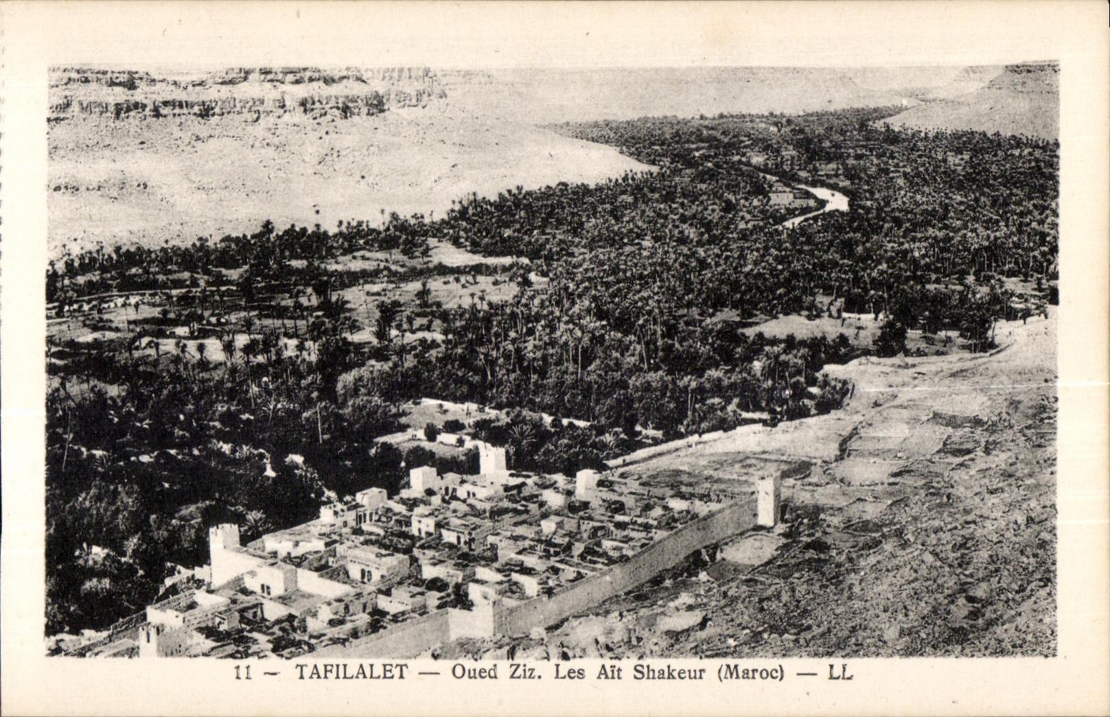 CPA Maroc Tafilalet Oued Ziz Les Ait Shakeur Maroc 