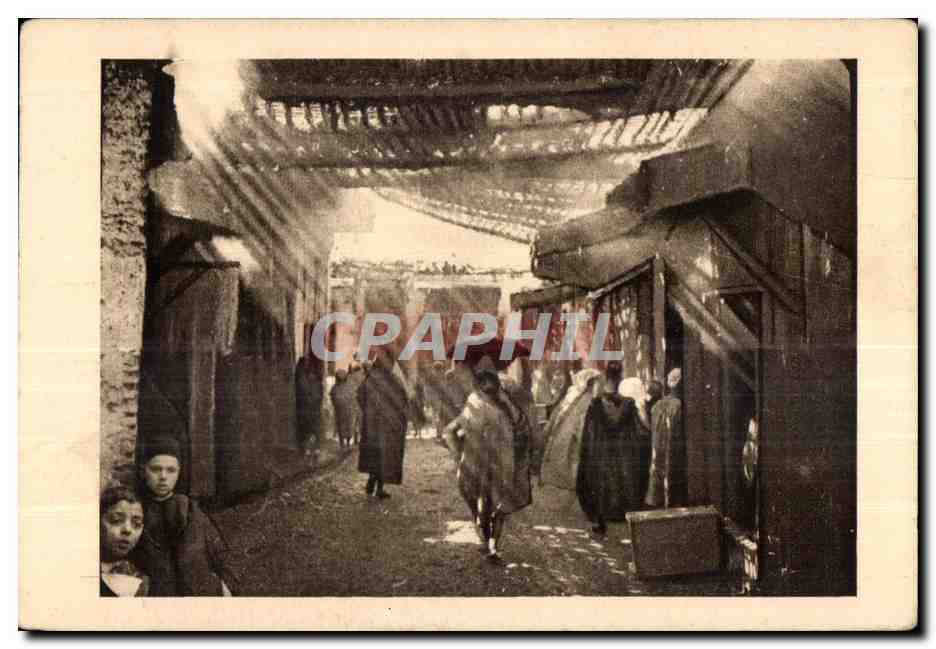 CPA Maroc dans les Souks