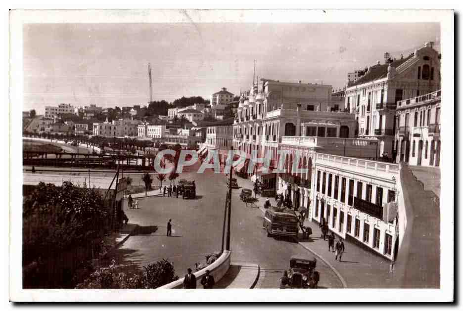 CPA Maroc Tanger Avenue d Espagne Arret des Cars