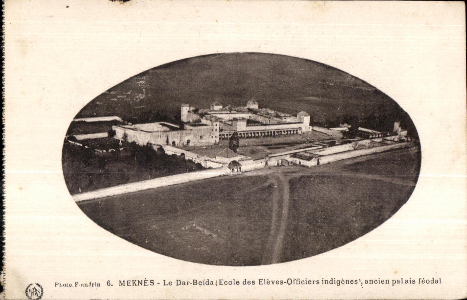 Meknès - Le Dar-Béïda (École des Elèves-Officiers indigènes), ancien palais féodal