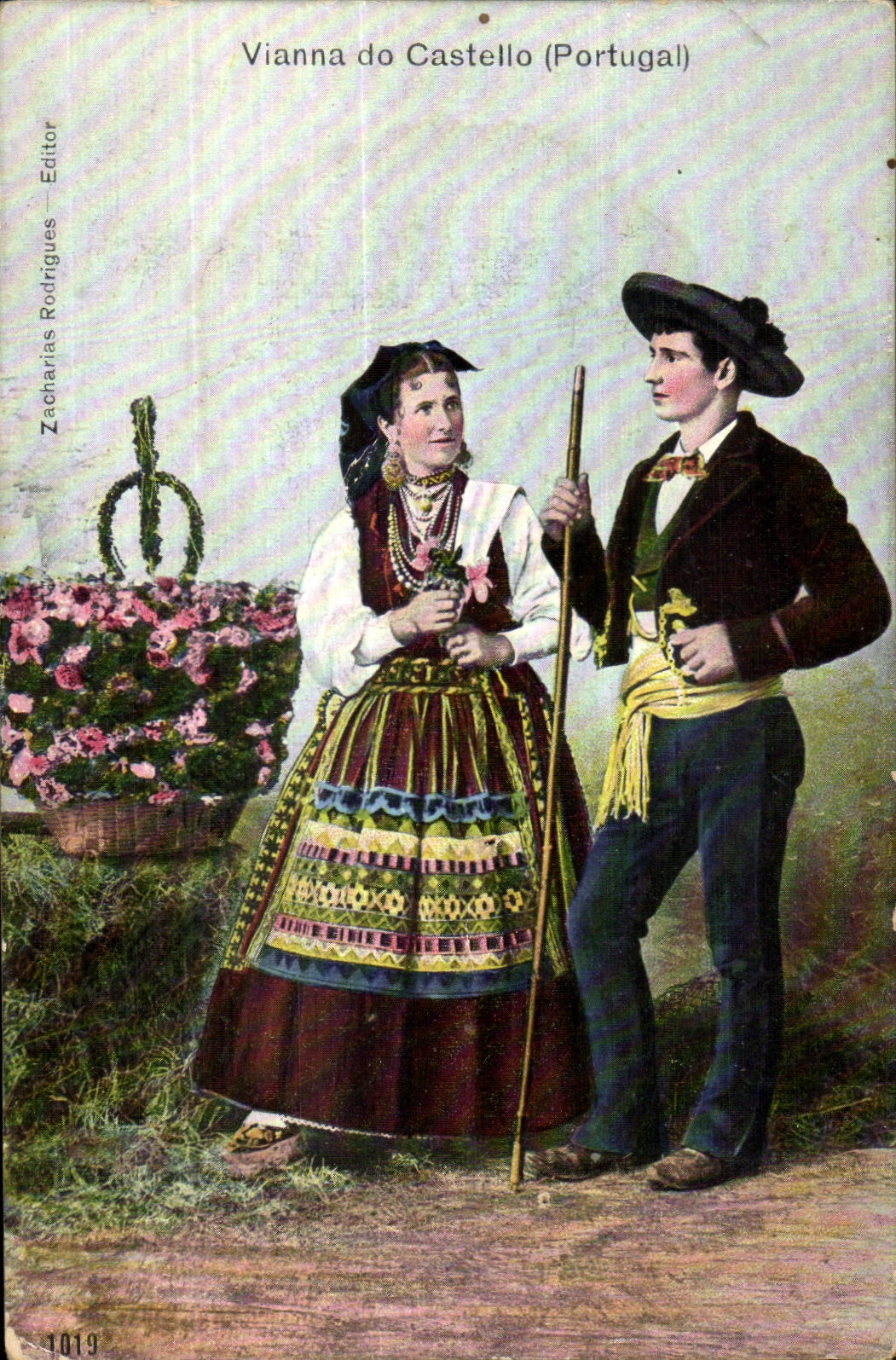 CPA Vianna do Castello (Portugal) Folklore Costume Coiffe