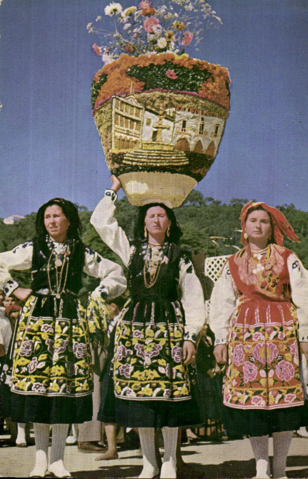 Fête des costumes régionaux — Portugal — Éd. PANORAMAS, Lisbonne, n° P16
