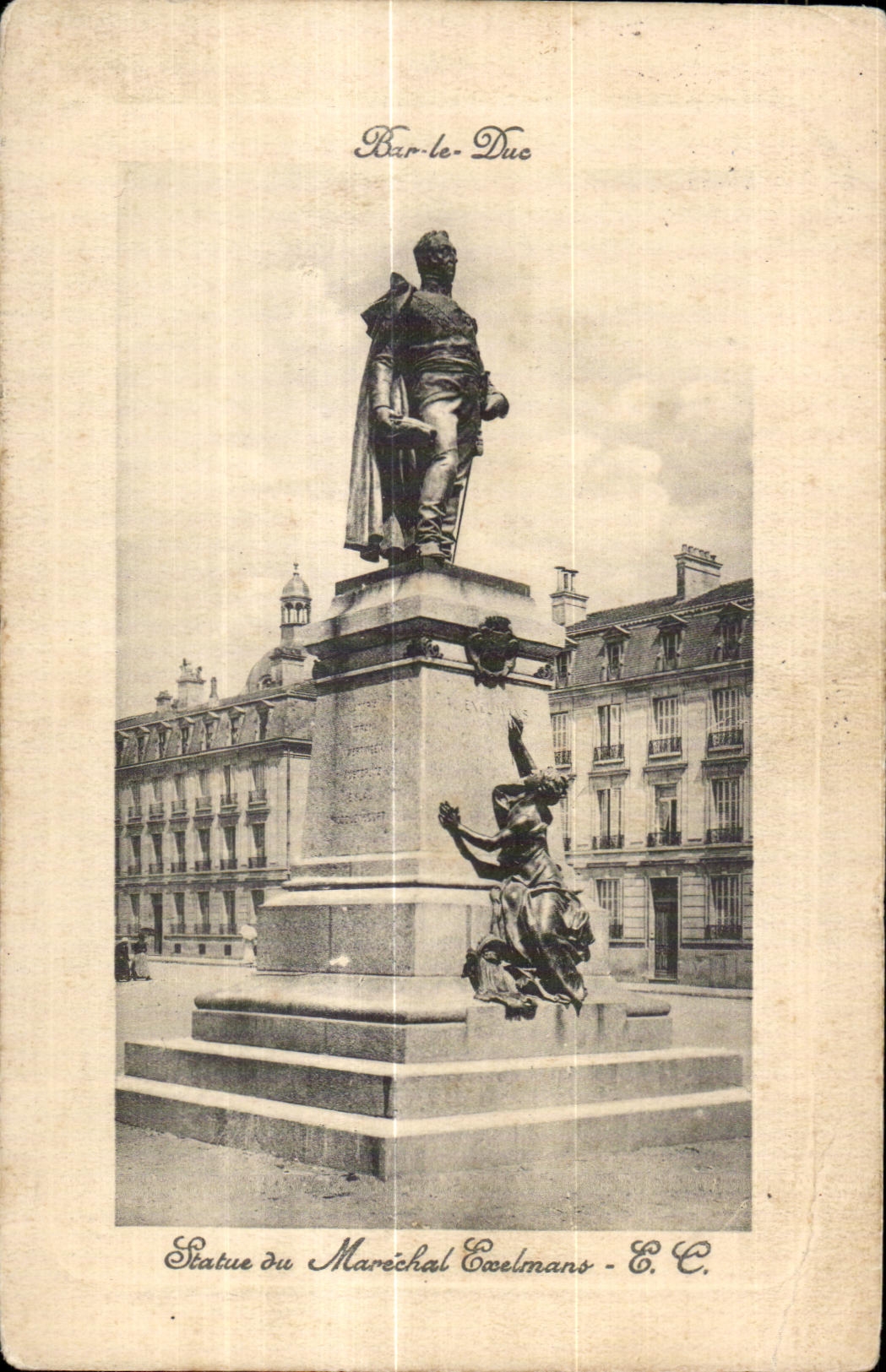 CPA Bar le Duc Statue du Marechal Exelmans