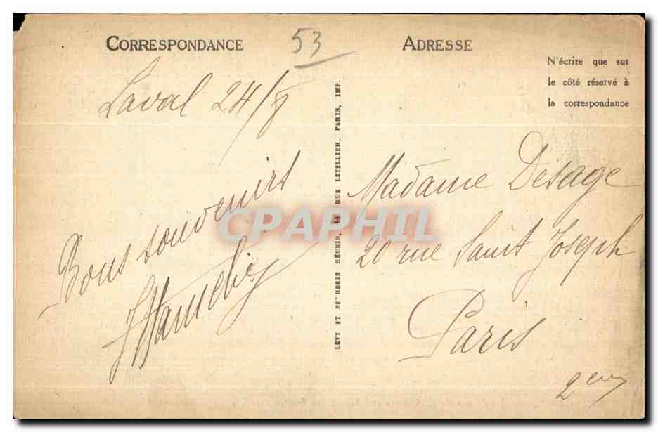 CPA Laval La Place de la Mairie et I Hotel des Postes — Reverso