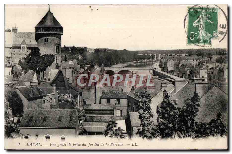 CPA Laval Vue generale prise du Jardin de la Perrine
