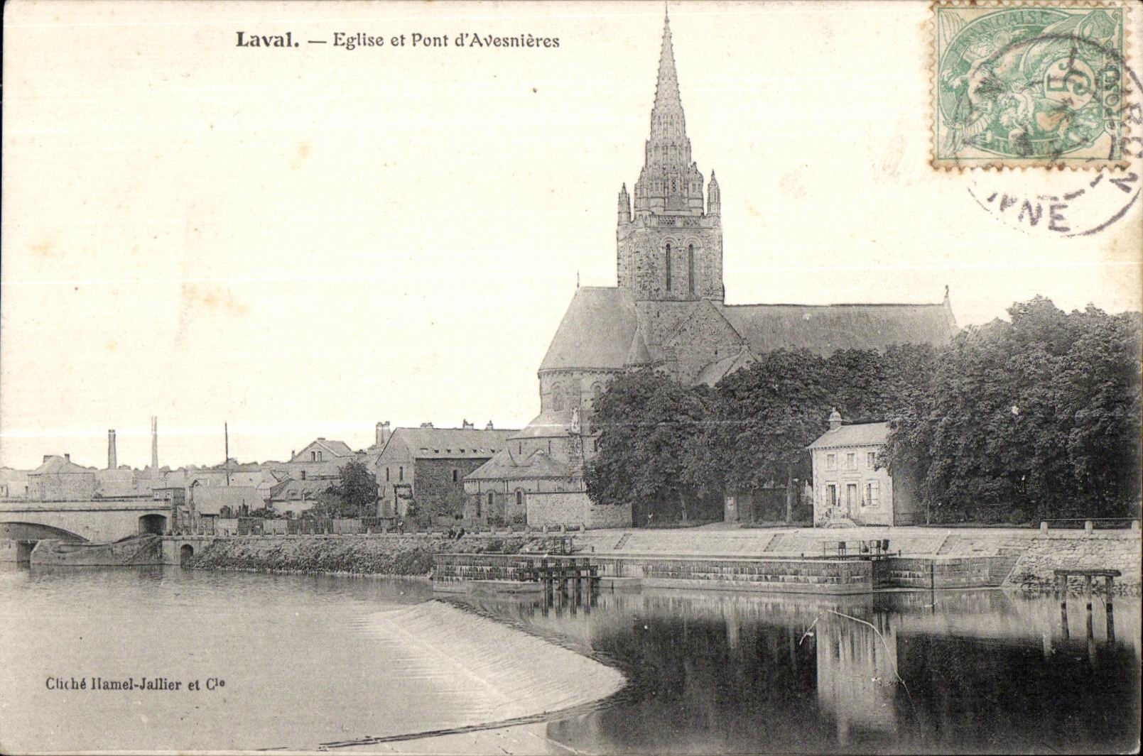CPA Laval Eglise et Pont d Avesnieres