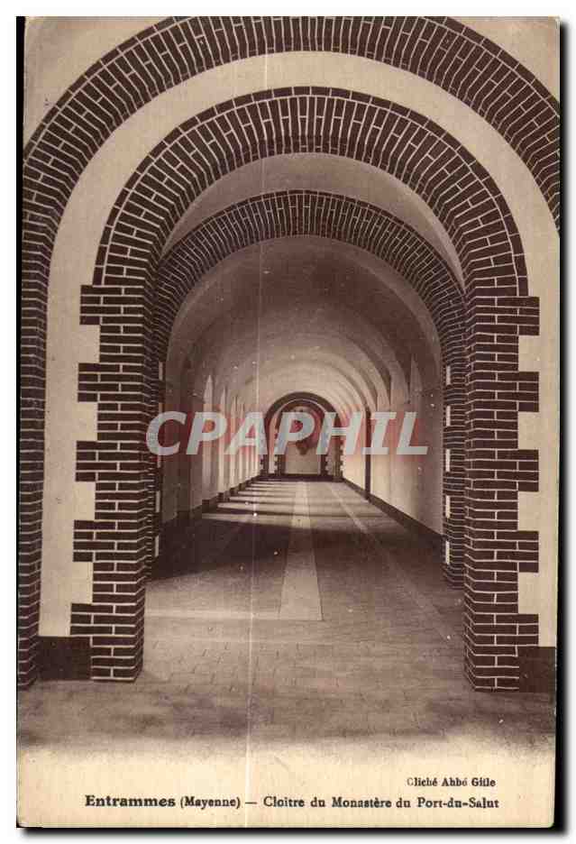 CPA Entrammes mayenne cloitre du monastere du port du salut