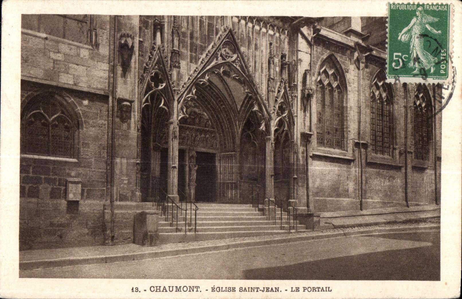 CPA Chaumont Eglise Saint Jean Le Portail