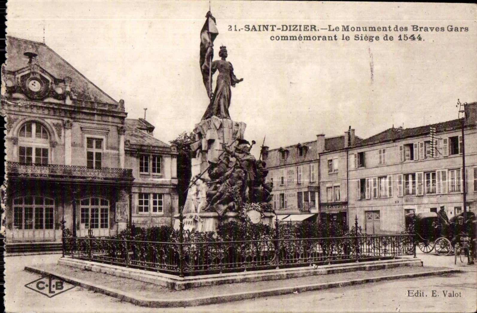 CPA Saint Dizier Le Mounment des Braves Gars Commemorant le siege de 1544