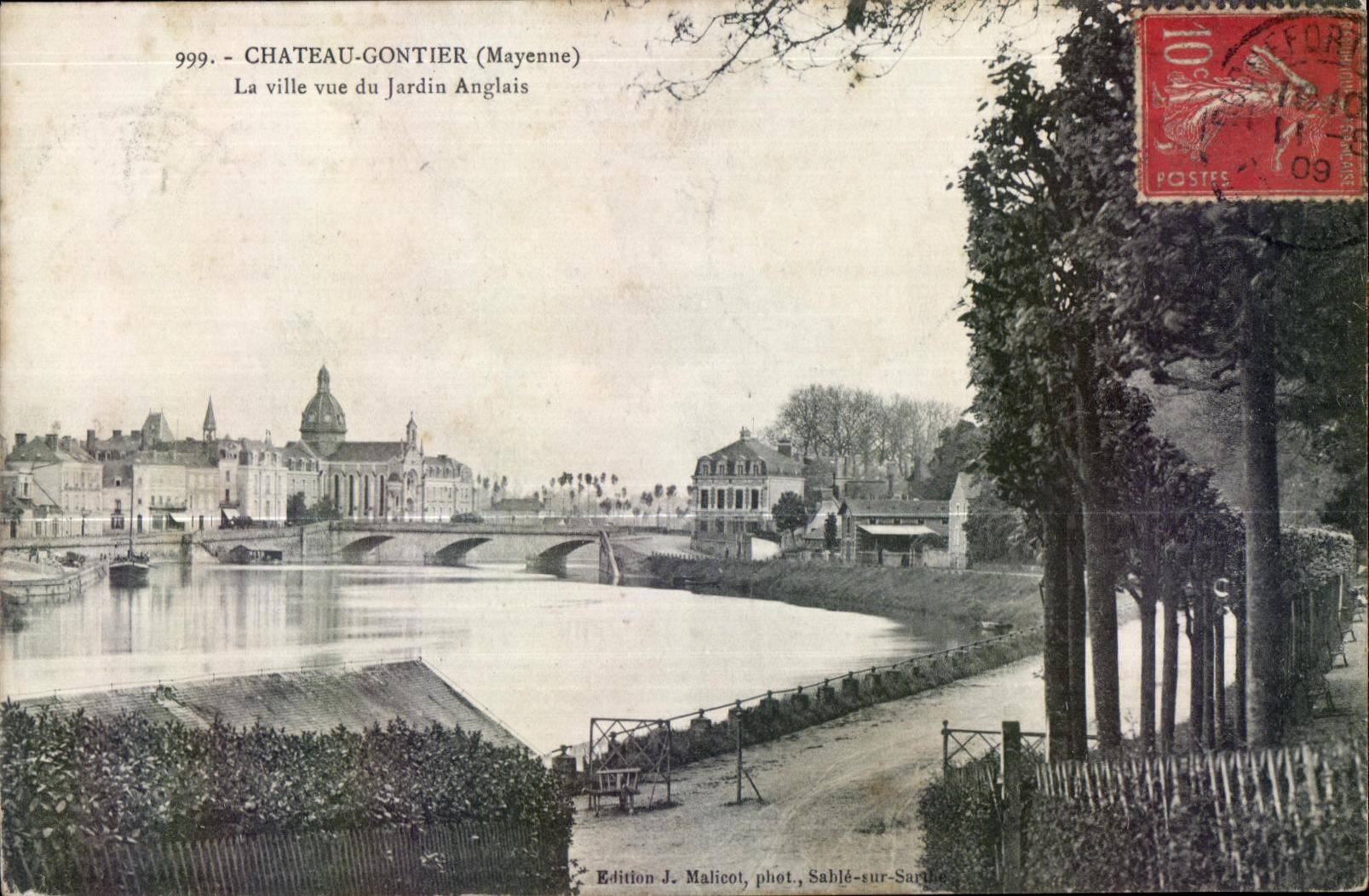 CPA Chateau Gontier (Mayenne) La Ville Vue du Jardin Anglais