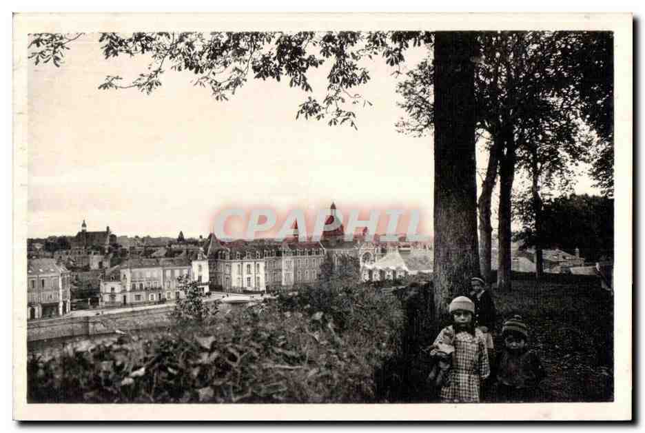 Château-Gontier — Hôtel-Dieu vu de la Place Saint-Just — Château-Gontier