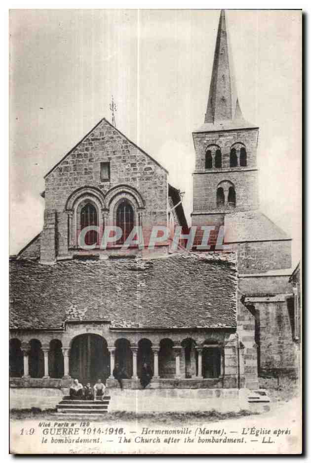 CPA La Guerre Hermenonville L Eglise apres le bombardement 