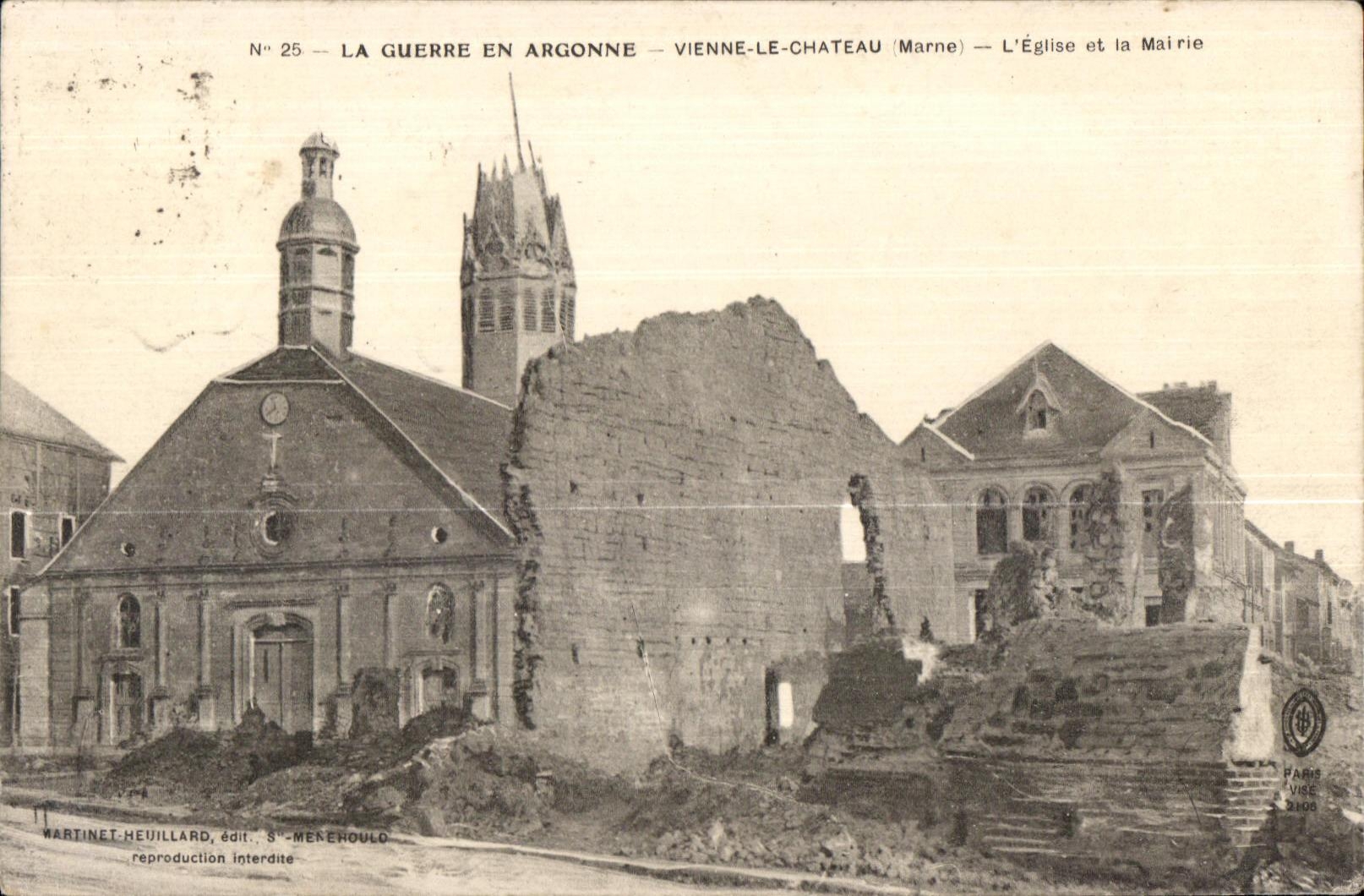 Vienne-le-Château (Marne) — L'Église et la Mairie — Ruines après la guerre en Argonne