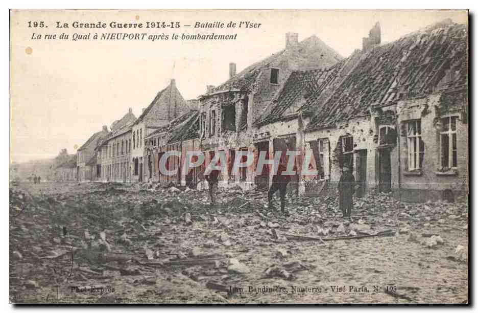 La rue du Quai à NIEUPOORT après le bombardement — Bataille de l'Yser — Phot. Express, N° 195