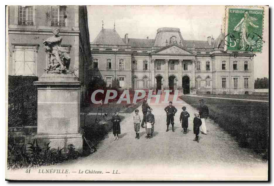 CPA Militaria CPA Luneville Le Chateau Enfants