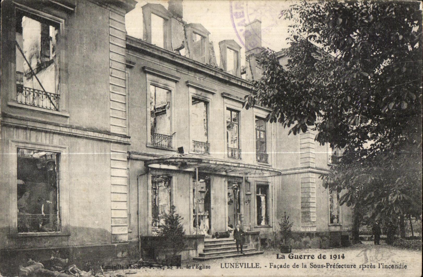 Luneville — Façade de la Sous-Préfecture après l'incendie — Lunéville Photo, F. R. et M. de l'Église
