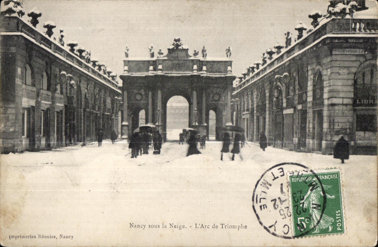 CPA Nancy sous la Neige L arc de Triomphe