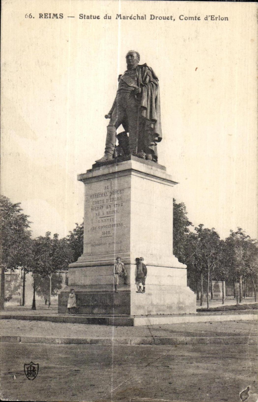 Reims Statue du Marechal Drouet Comte d Erlon