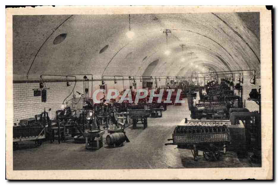 Usine souterraine — vue intérieure — CPAPHIL
