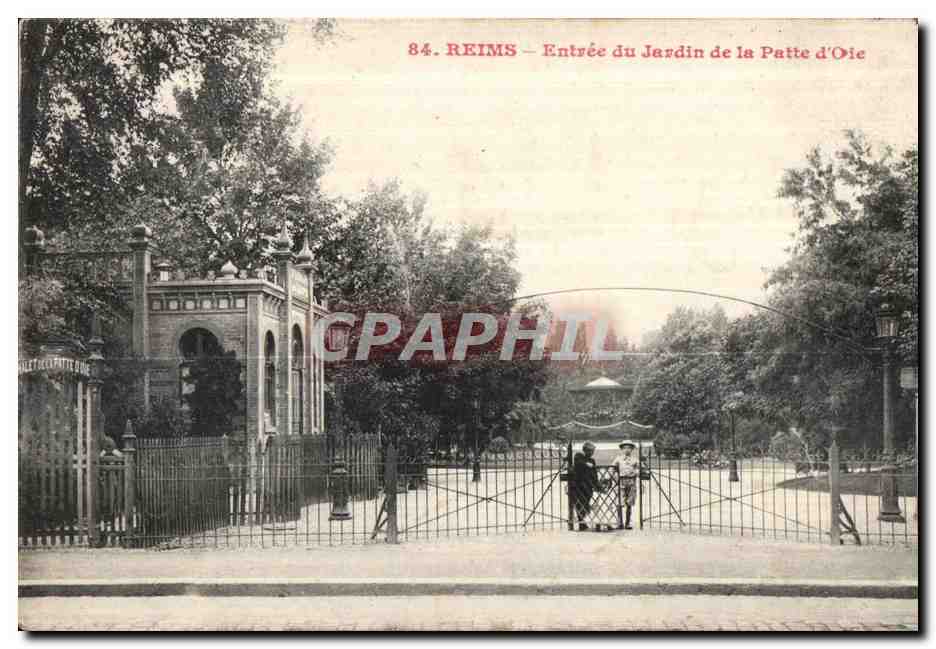 CPA Reims Entree du Jardin de in Patte d Oie