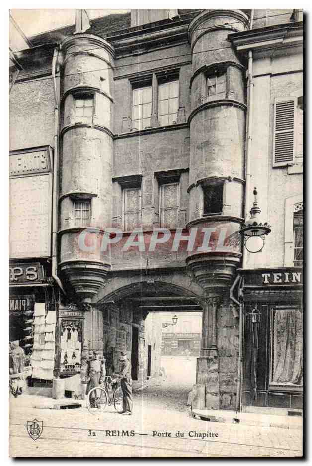 CPA Reims Porte du Chapitre Velo Soldat Militaria 