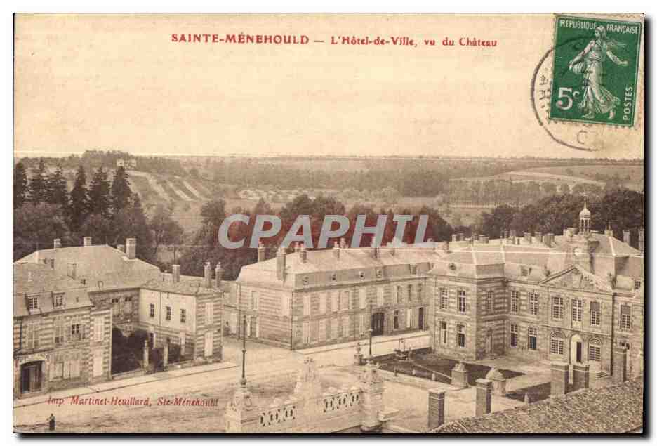 CPA Sainte Menehould L Hotel de ville vu du Chateau