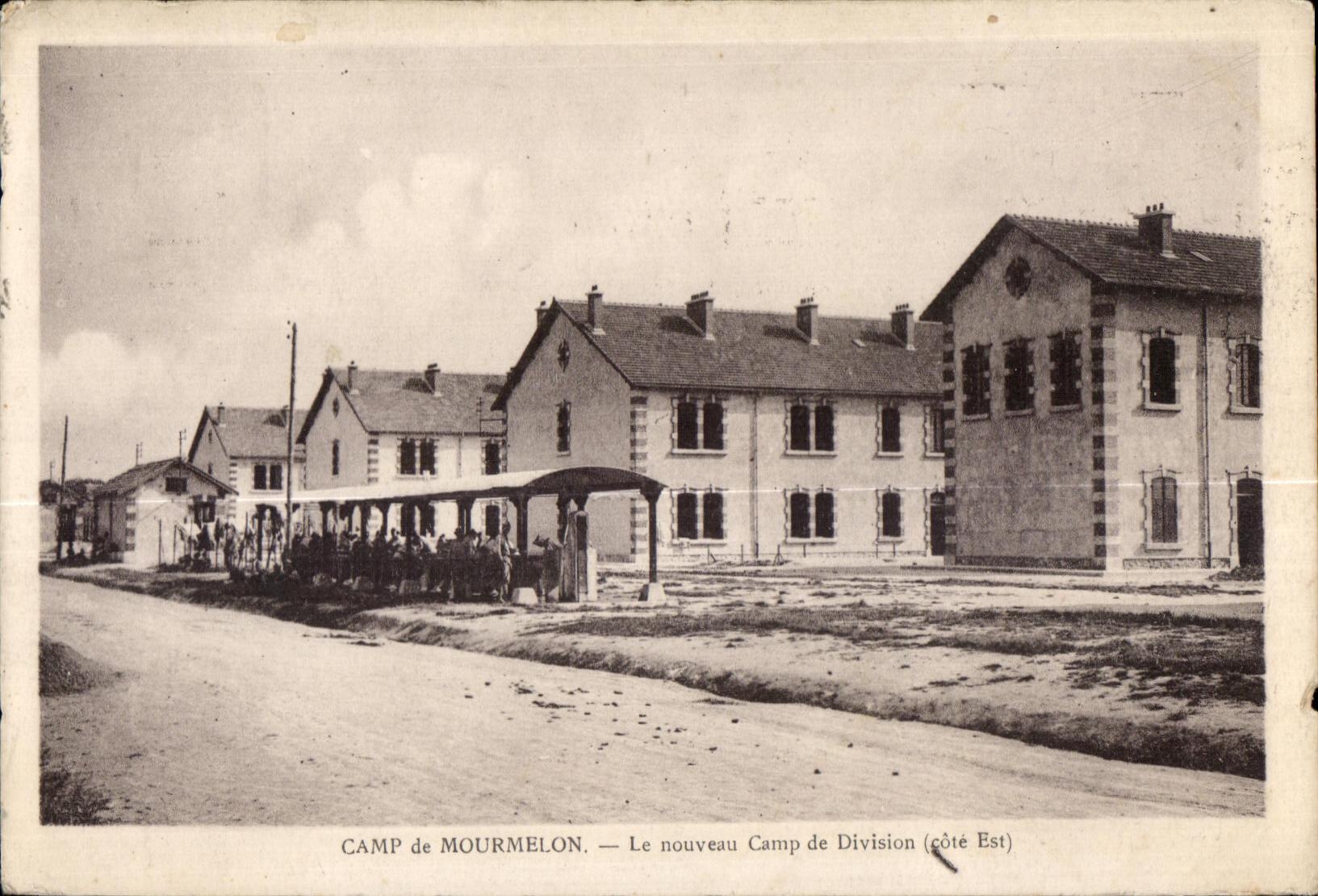 Camp de Mourmelon — Le nouveau Camp de Division (côté Est)