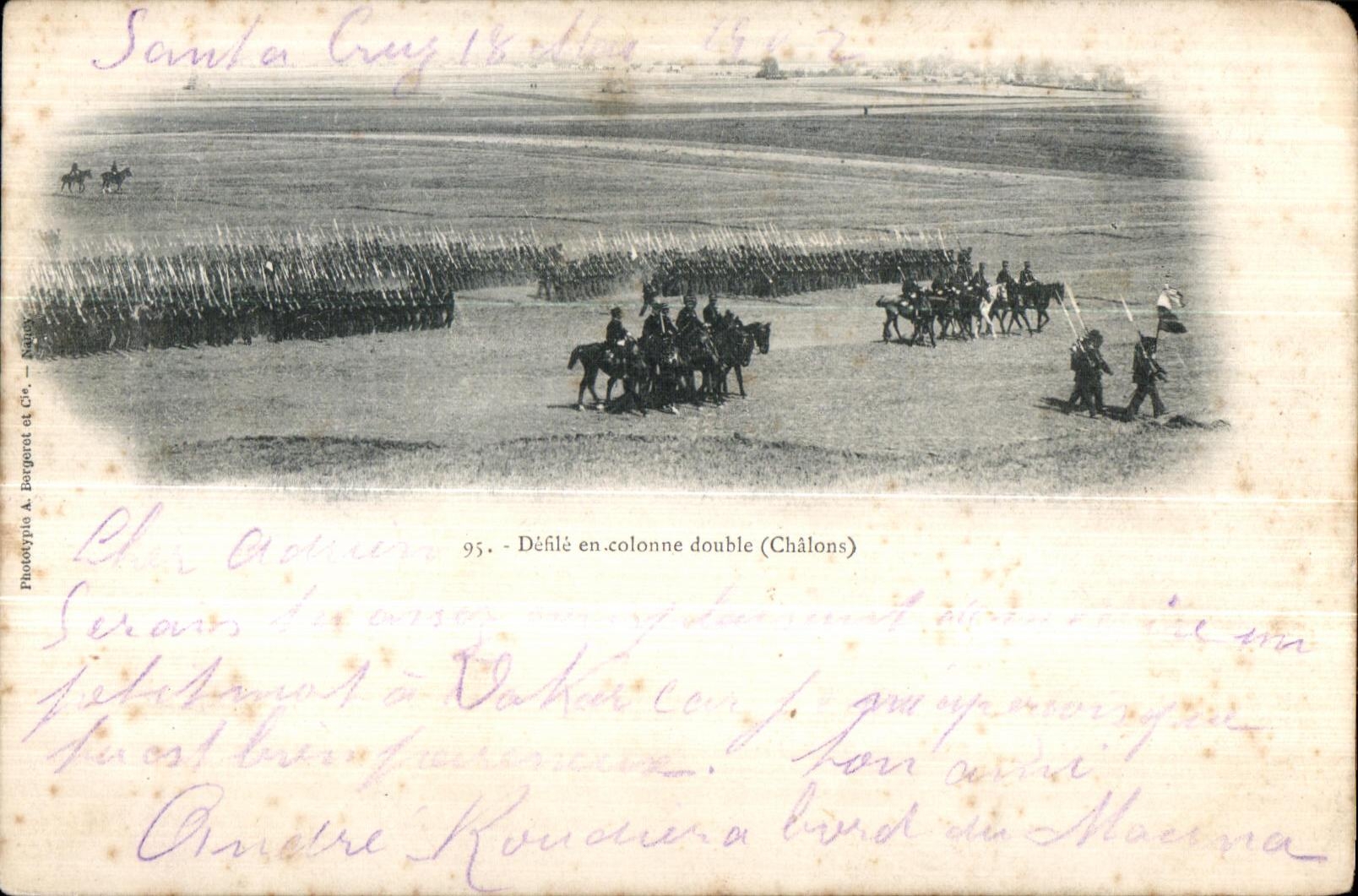 Défilé en colonne double (Châlons) — Phototypie A. Bourgnet et Cie — n°95