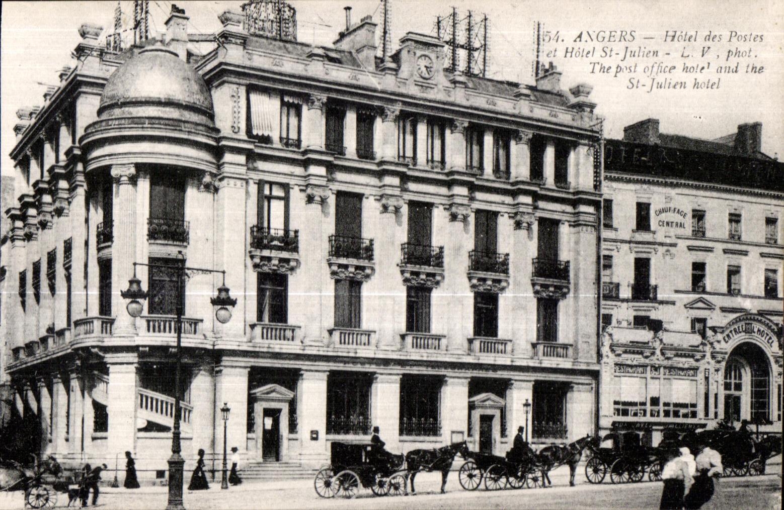 CPA Angers Hotel des Postes et Hotel St Julien Phot The Post of 