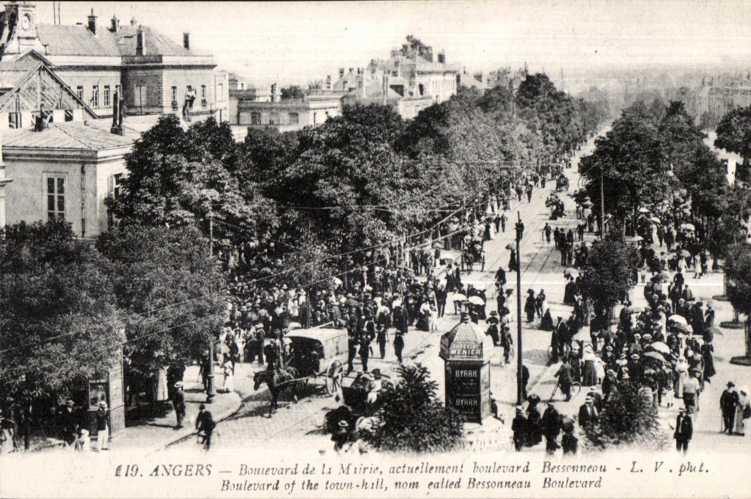 CPA Angers Boulevard de la Mairie Bessonneau 