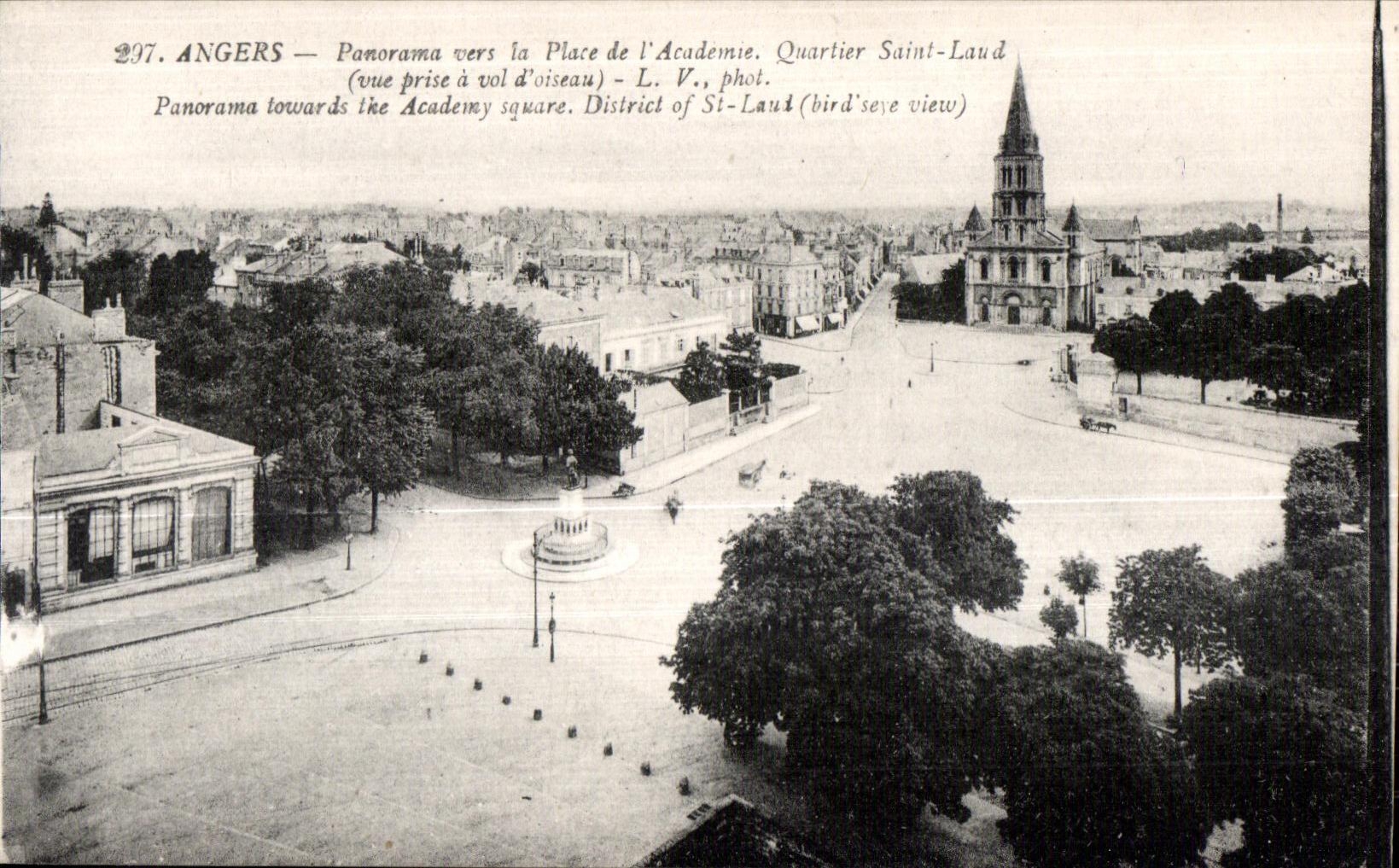 CPA Angers Ponorama vers la Place de L Arudemte Quartier saint Land (vue prise a vol d oiseau) LV phot Panorama towards 
