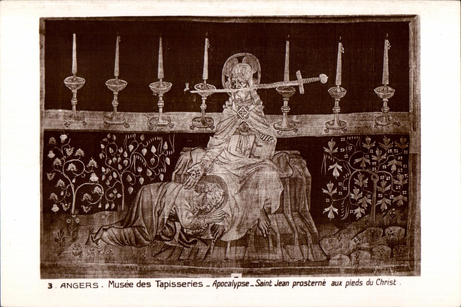 CPA Angers Musee des Tapisseries Apocalypse Saint jean prosterne aux pleds du Chirst