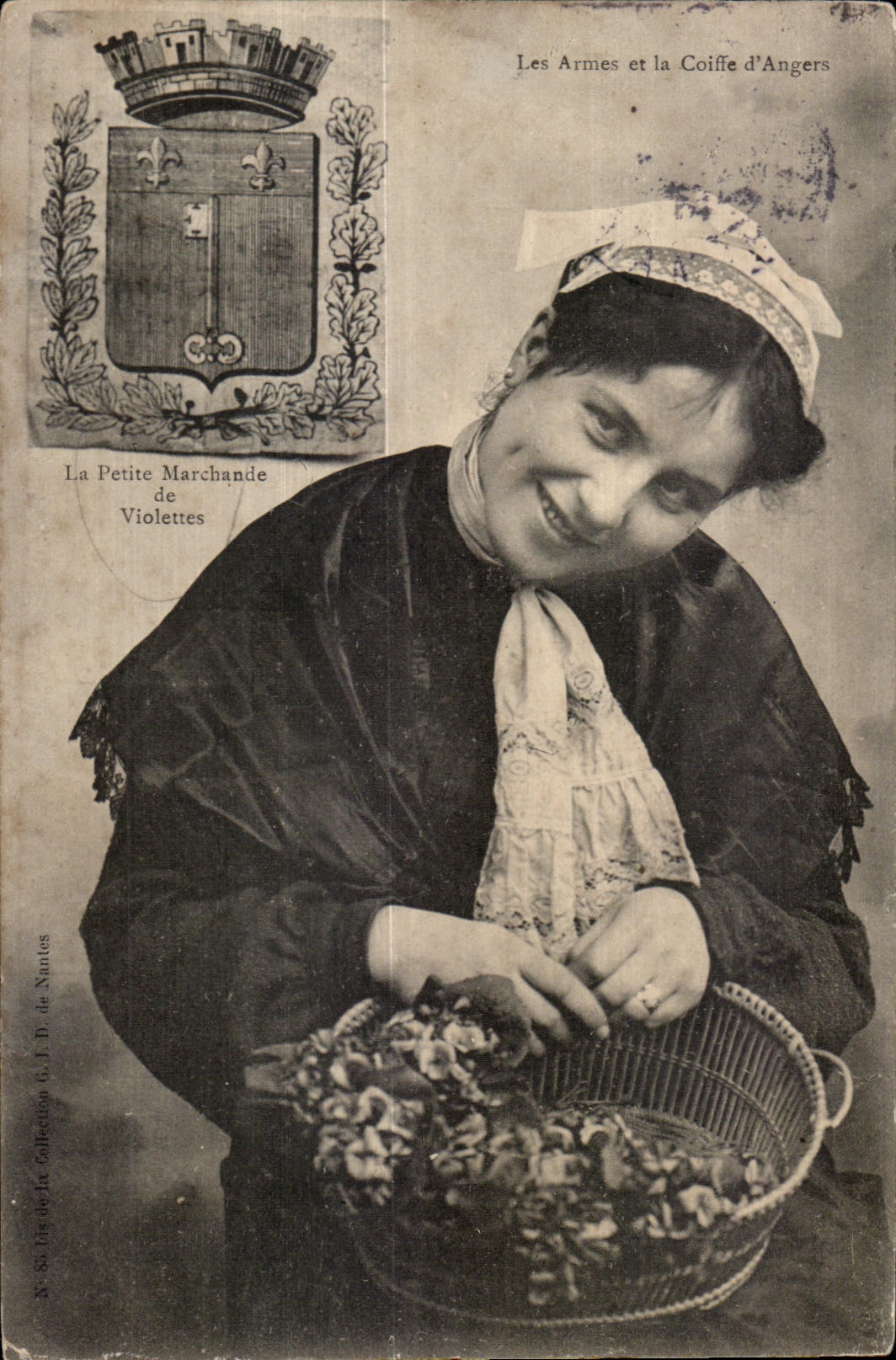 Les Armes et la Coiffe d'Angers — La Petite Marchande de Violette — Collection G. J. D. de Niautes