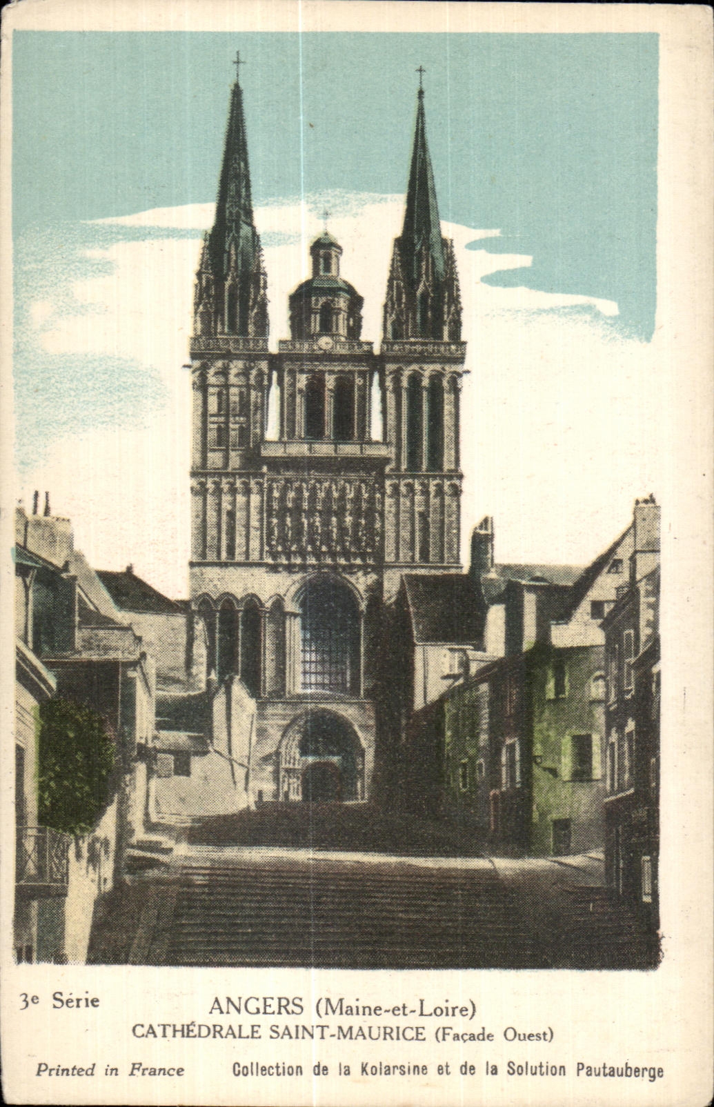 CPA Angers Statue (Maine et Loire) Cathedrale Saint Murice