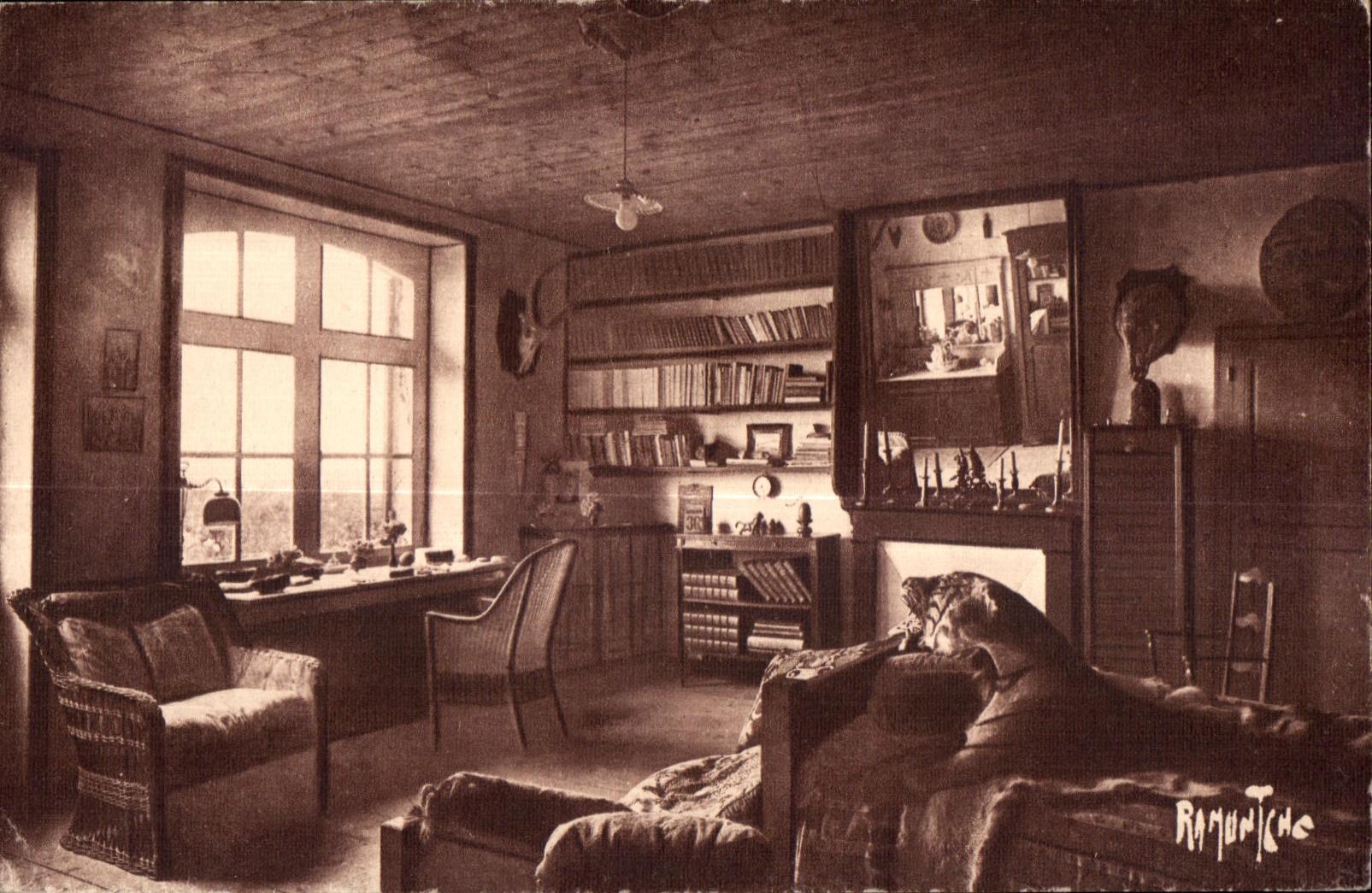 CPA Saint Vincent der Jard La Bicoque Chambre du President G Clemeneceau Sa table de travil face a la mer