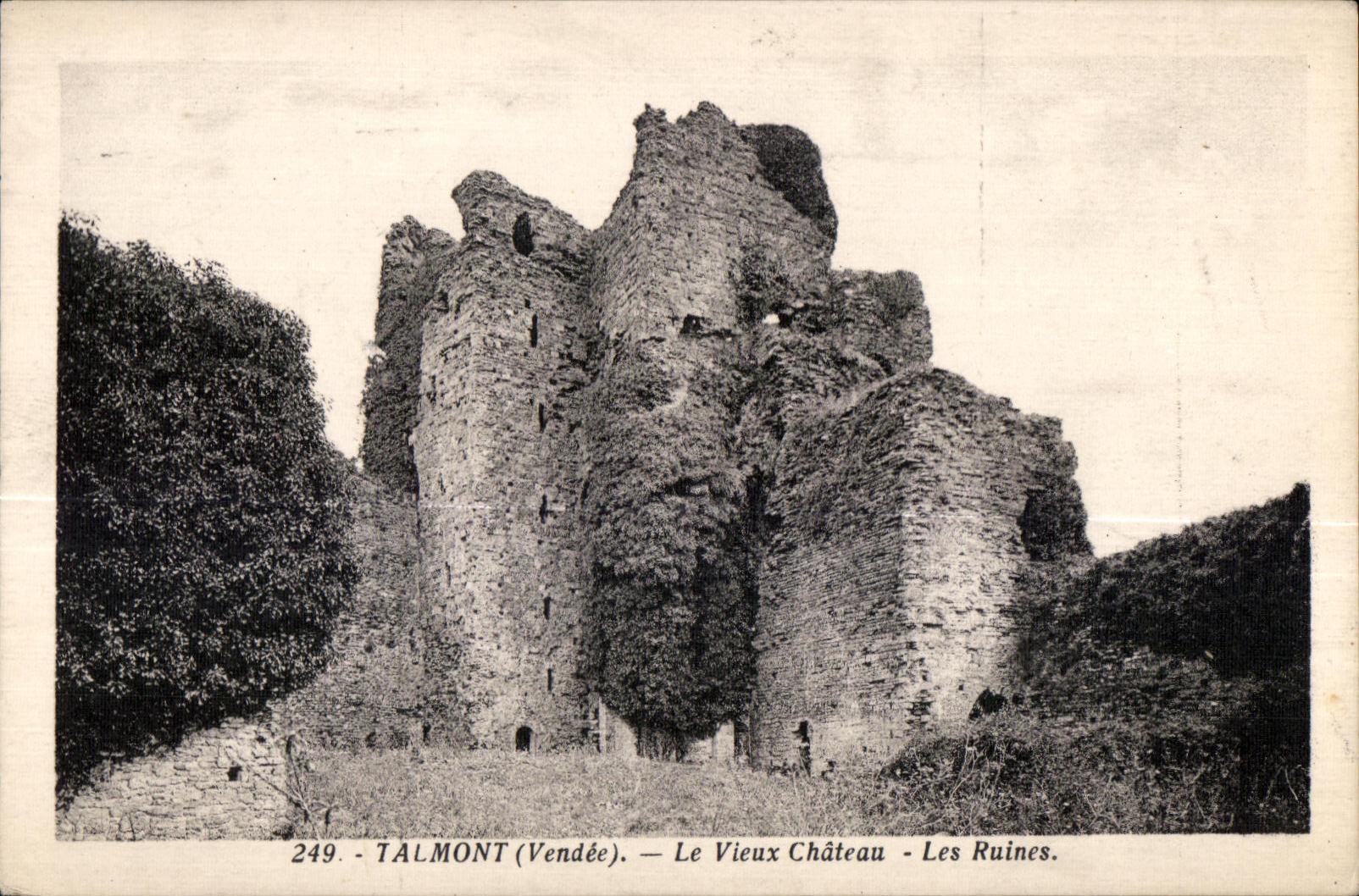 CPA Talmont (Vendee) Le Vieux Chateau Les Ruines