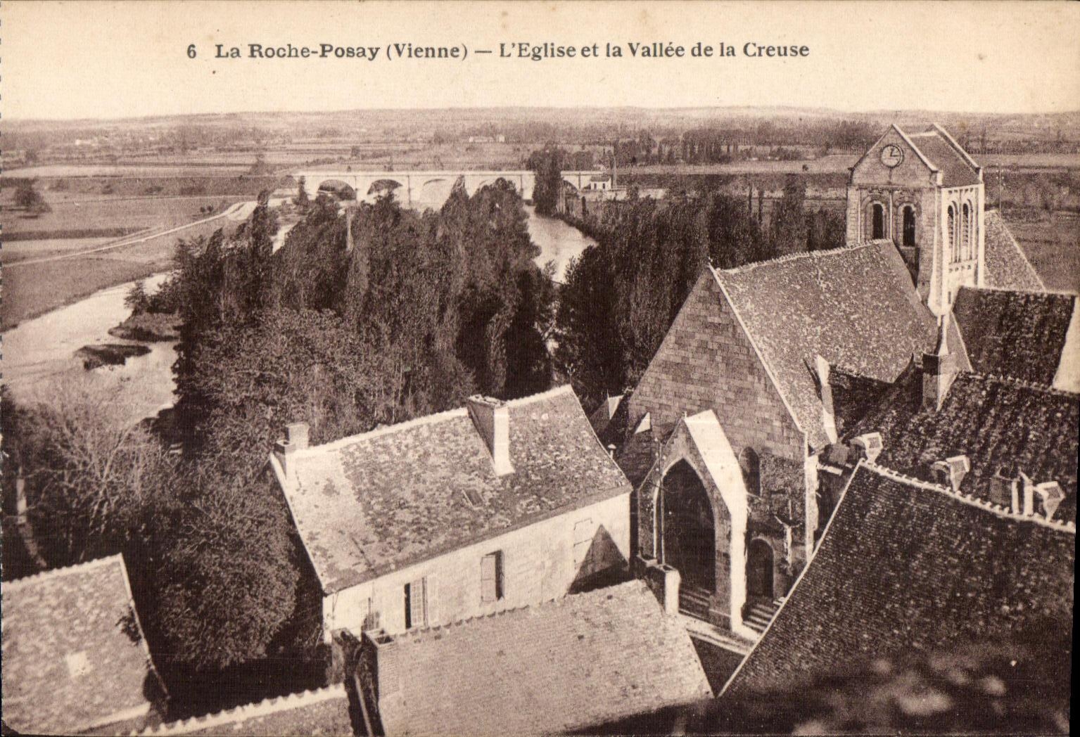 CPA La roche posay (vienne) l eglise et la vallee de la creuse