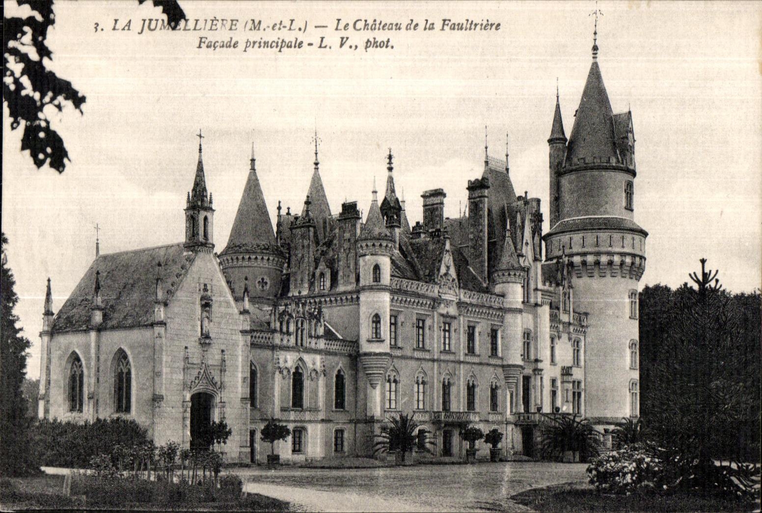 CPA La Jumelliere Le Chateau de la Faultriere Facade principale