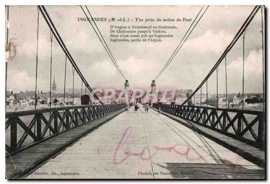 CPA Ingrandes Vue prise du milieu du Pont