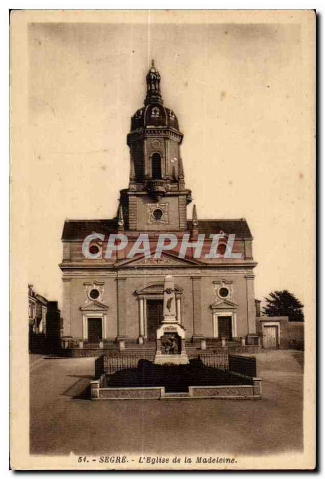 CPA Segre L Eglise de la Madeleine