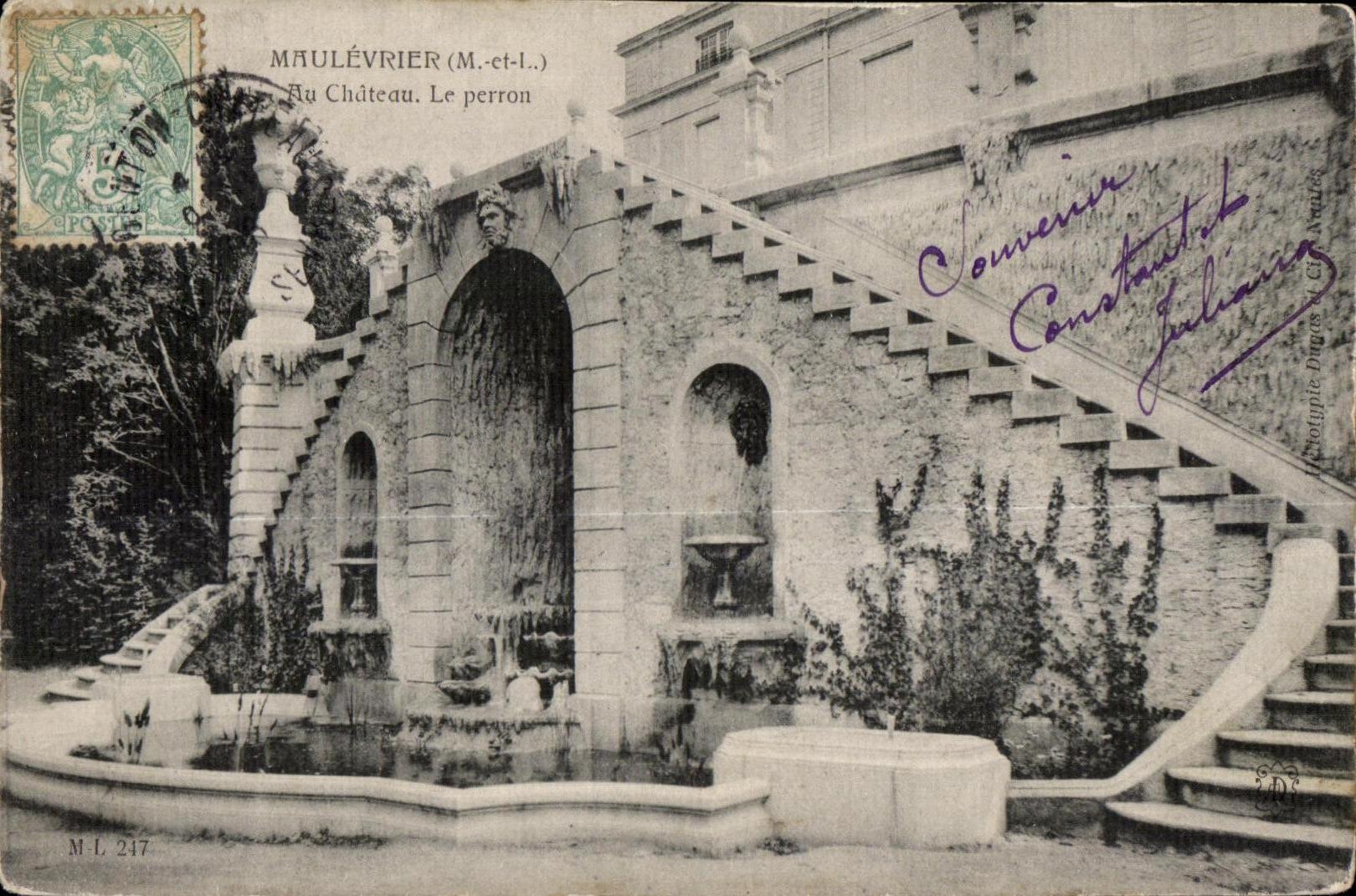 CPA Maulevrier (M et L) Au Chateau Le Perron
