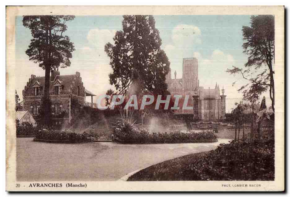 Avranches (Manche) — vue du château et du jardin — Phot. Colombier Macon, n°20