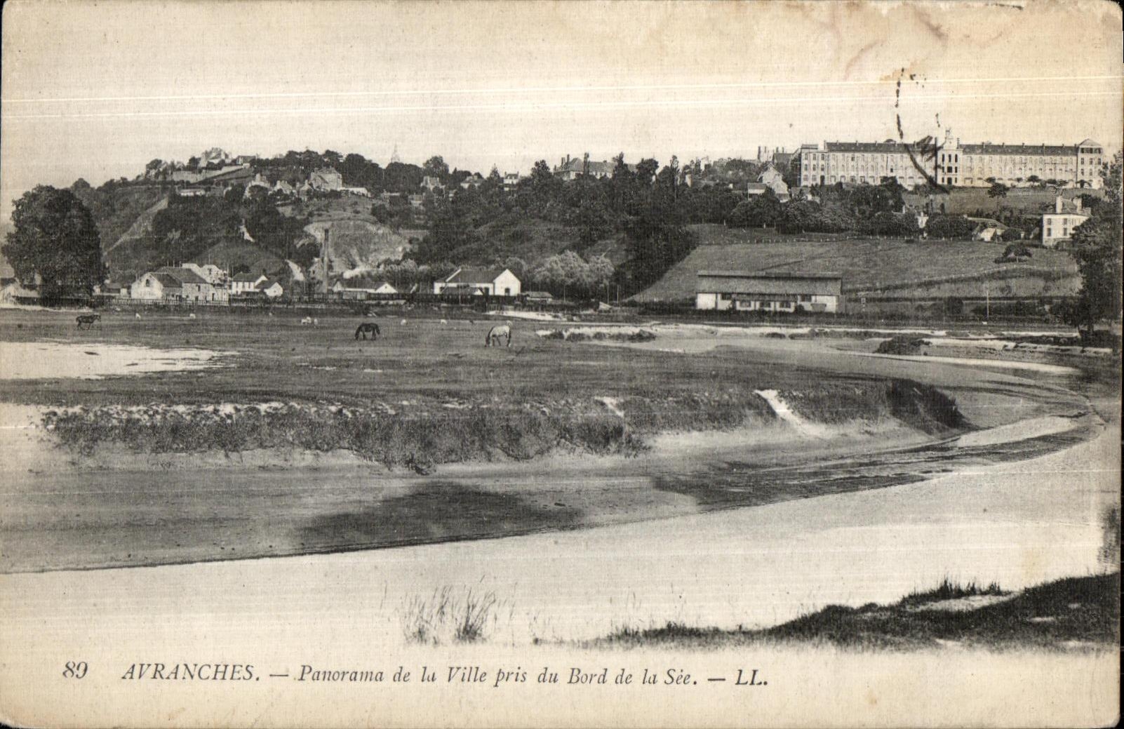 Avranches — Panorama de la Ville pris du Bord de la Sée — LL.